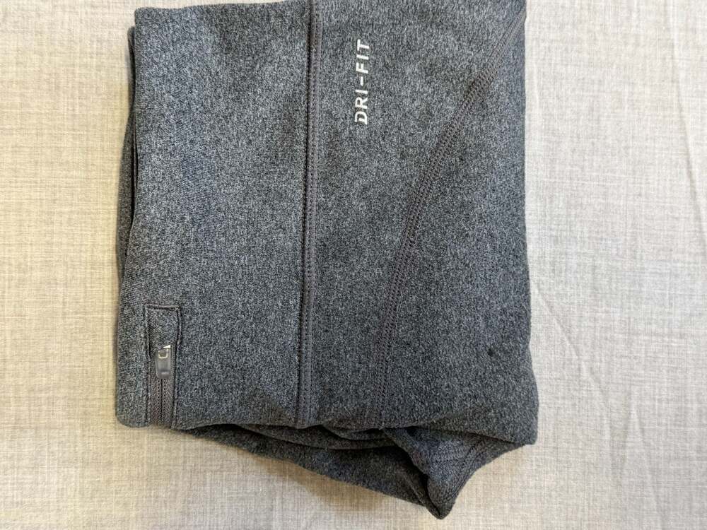 Nike Women's Dri-FIT Epic Run Tight Cropped Gray Leggings - Picture 2 of 5